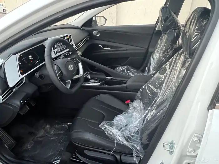 النترا 2025 كمفورت ابيض ( اصفار) 10