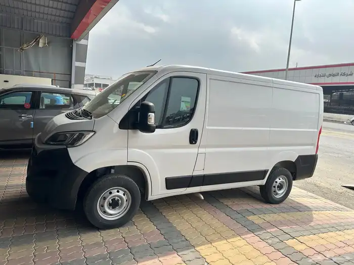 فيات دوكاتو فان بضاعه ديزل قير عادي شاص قصير 2023 عرض خاص 3