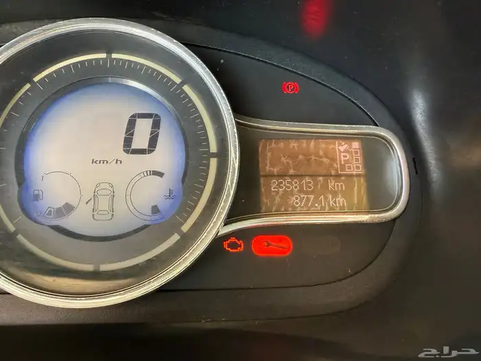 سيارة رينو 0