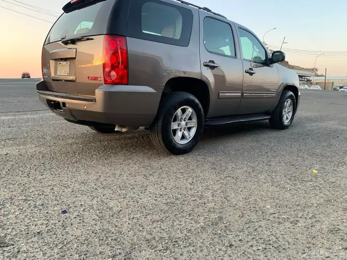 جي ام سي يوكون 2012 13