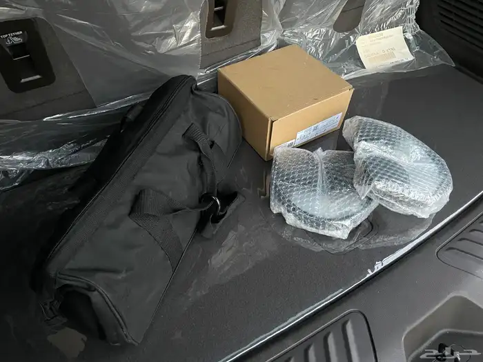 جي ام سي يوكن SLT 2023 فل كامل قمه بالنظافه بحال الوكاله 24