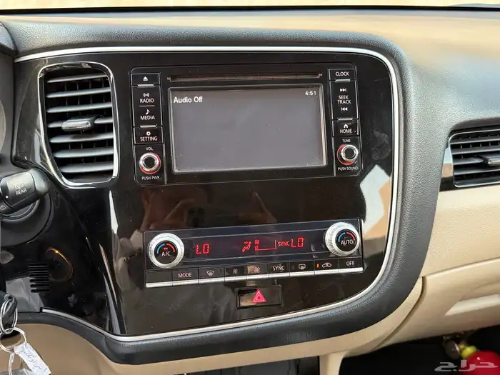 اوتلاندر موديل 2020 25