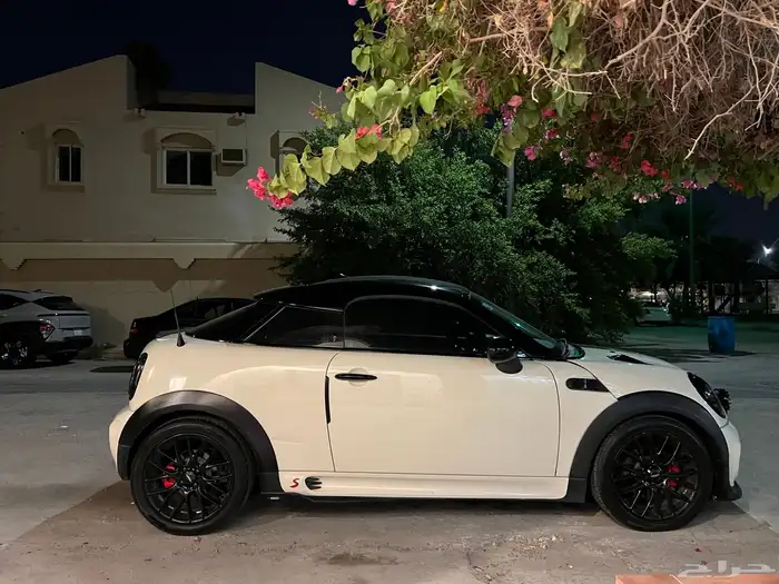 مني كوبر بتعديل كامل jcw 3