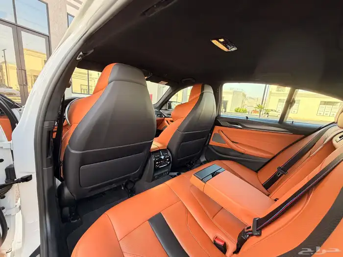 للبيع 2020 BMW M5 COMPETITION بحالة الوكالة 26