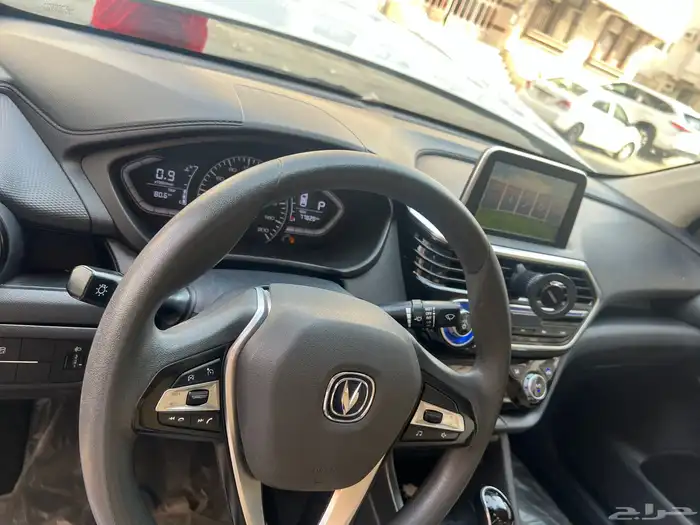 سيارة شنجان ممشى 70 ألف 2023 نظيفه جدا  والبيع سمح 3