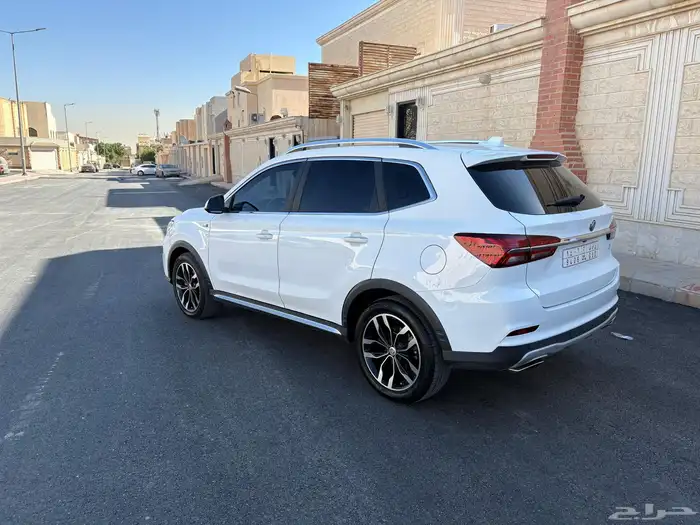 ام جي RX5 نظيف جدا 1