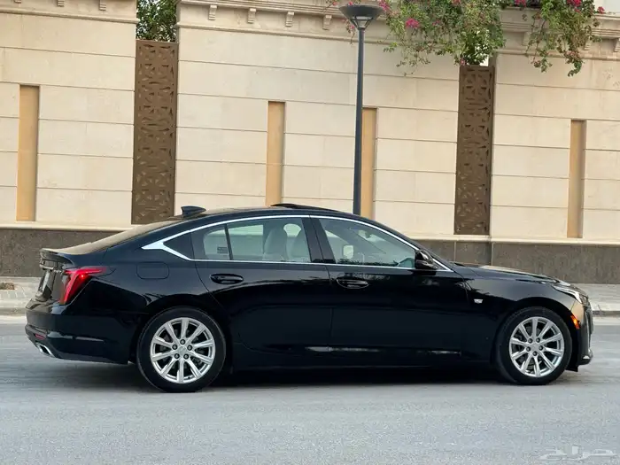 كاديلاك CT5 موديل 2024 ممشى 42 الف تحت الضمان والصيانة 21