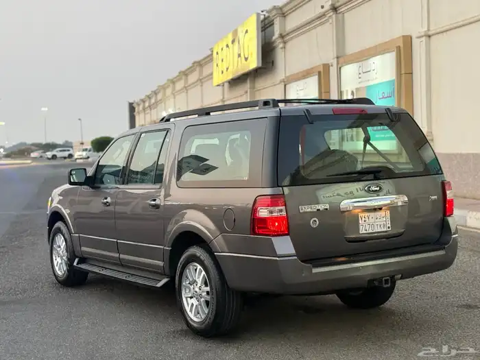 فورد اكسبيدشن 2011 11