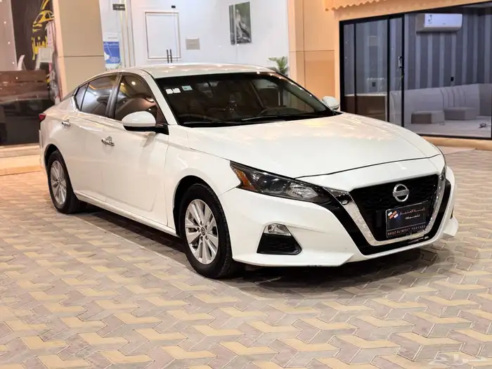 نيسان التيما موديل 2022 2