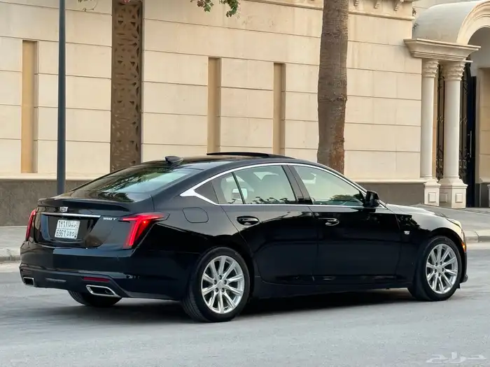 كاديلاك CT5 موديل 2024 ممشى 42 الف تحت الضمان والصيانة 20