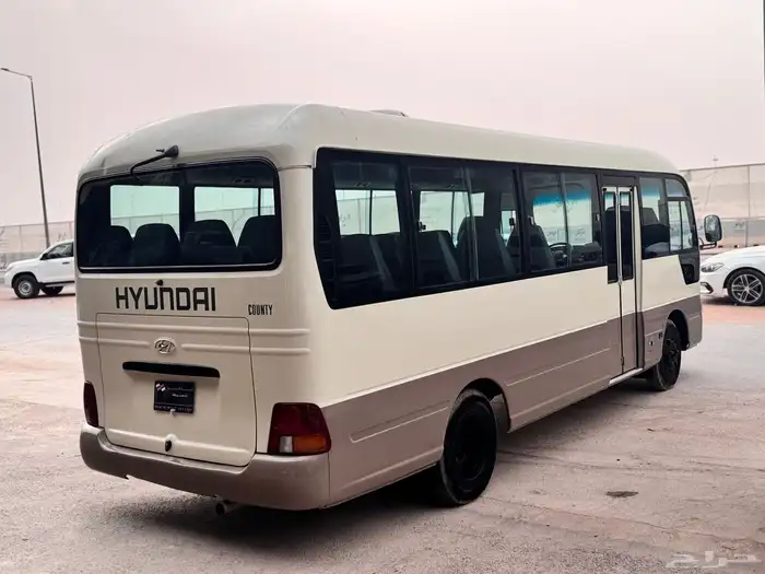 باص هونداي كونتي 2015 ديزل 30 راكب 3