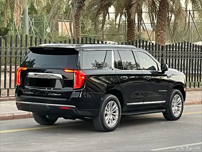 جي ام سي يوكن SLT 2023 فل كامل قمه بالنظافه بحال الوكاله 34