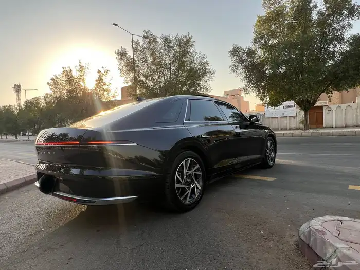 هونداي ازيرا Exclusive) إكسكلوسيف2025 23