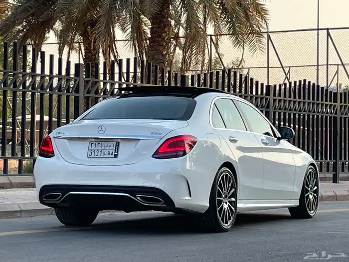 مرسيدس C200 2019 خليجي فل كامل منوة المستخدم 30