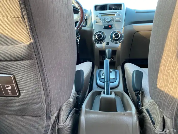 تويتا افانزا 2017 32