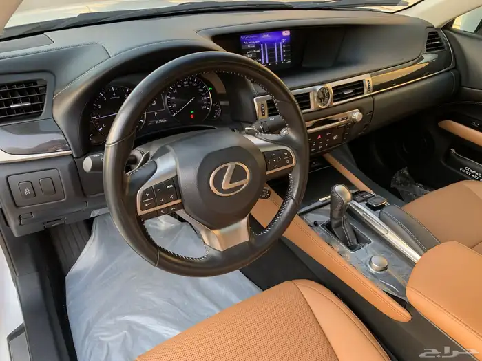 لكزس GS300 موديل 2018 بحالة الوكاله ممشى 26 الف 29