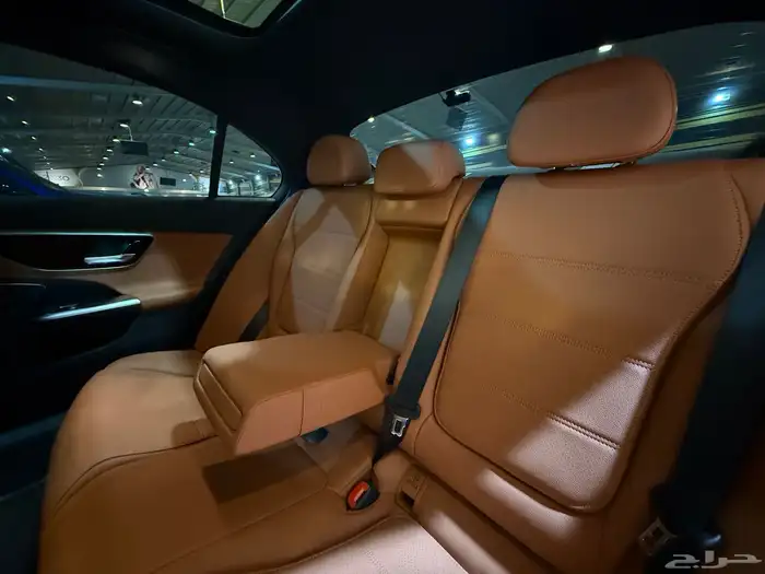 مرسيدس C300 2024 (( بحالة الوكالة )) 15