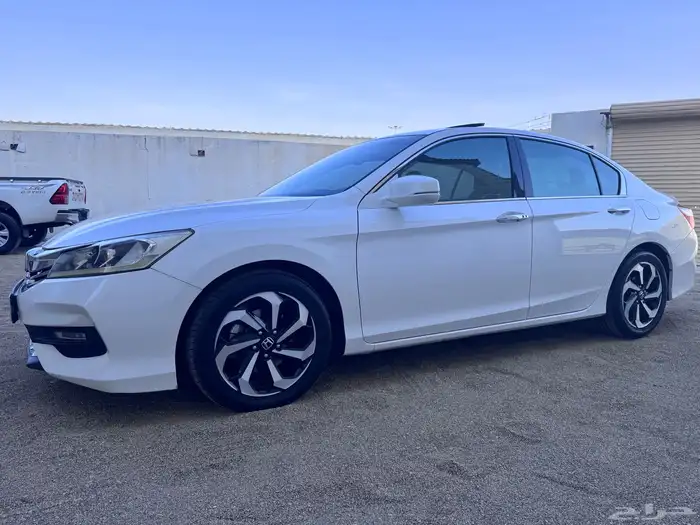 هوندا اكورد ( فل كامل نظيف ) 7