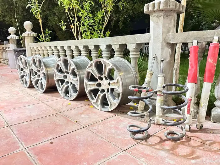 جنوط سييرا وكالة مع يايات ومساعدات 4