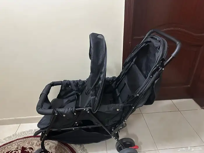 عربيه اطفال جديده نظيفه ب 200 0