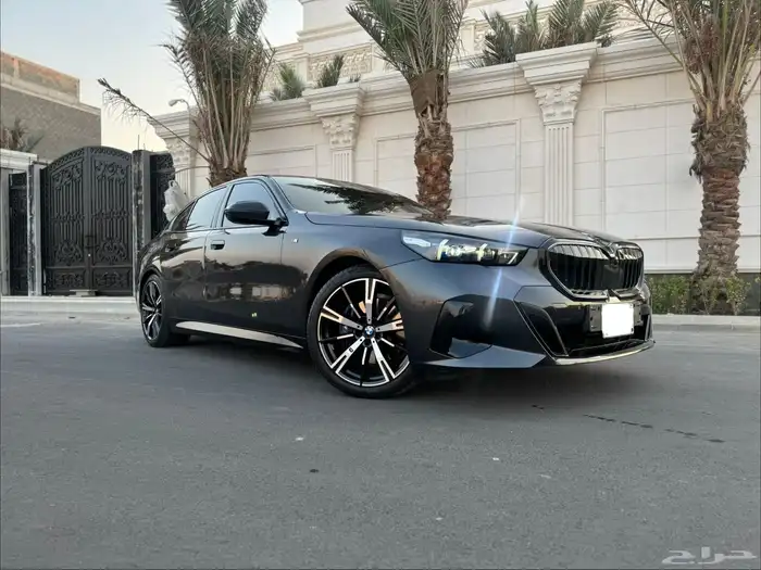 بي ام دابليو 530i m 2024 5