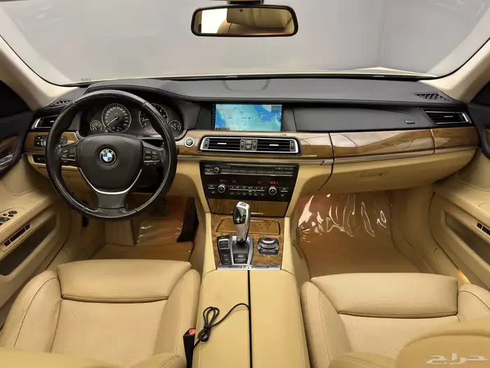 BMW 750Li 2011 ممشى قليل قمة النظافة 6