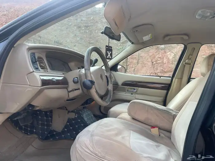 للبيع جراند ماركيز ممشى قليل شاص طويل 2011 6