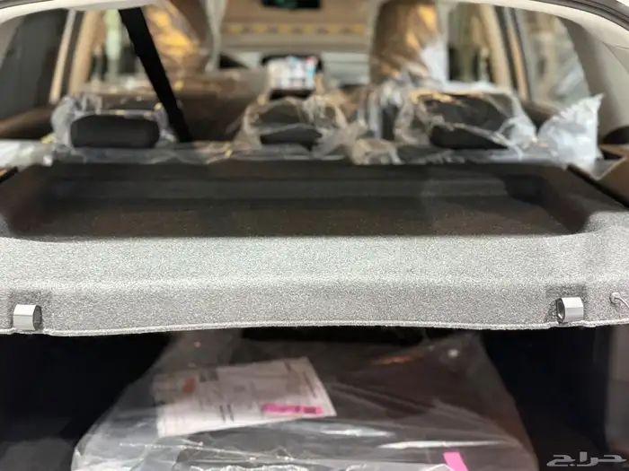 تويوتا اوربان فل سقف اسود بنزين 2026 نظام 50-50 24