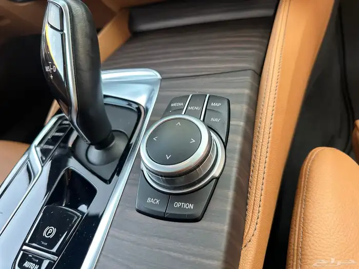 بي ام 530 كت M على الضمان والصيانه المجانيه 2021 23