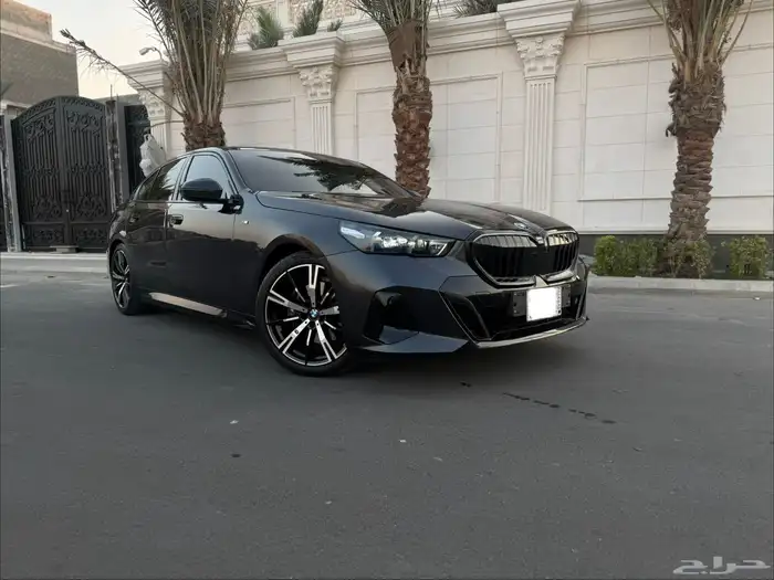 بي ام دابليو 530i m 2024 7