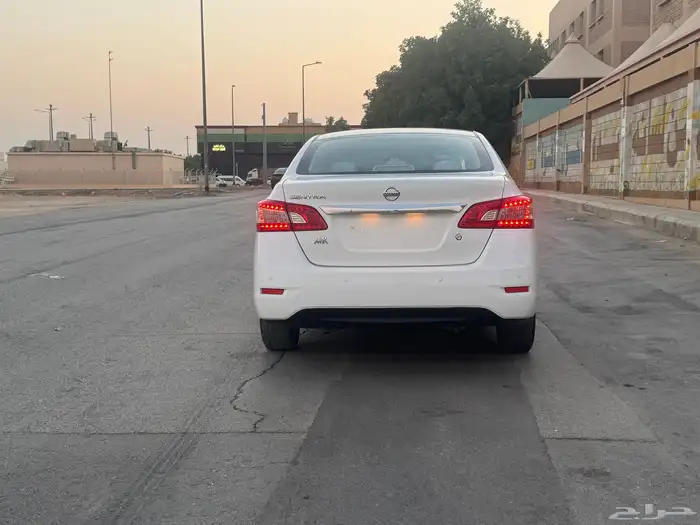 نيسان سنترا 5