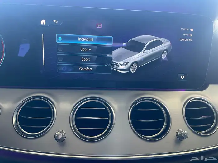 مرسيدس 2021 E250 رادار قياده ذاتيه فتحه سقف ( بنزين ) 2.0T 26