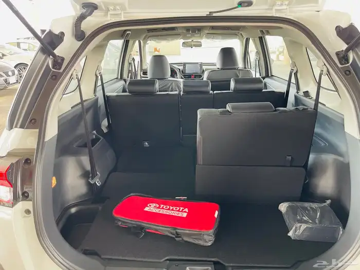 تويوتا فيلوز - GLX - 2025 7