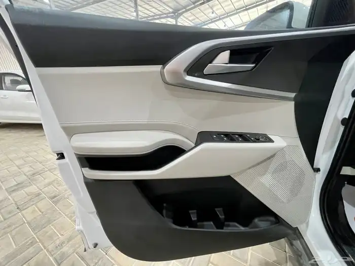 كيا كارينز نص فل 2025 4