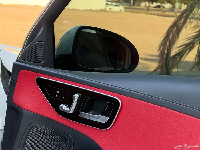 مرسيديس C200 2023 18