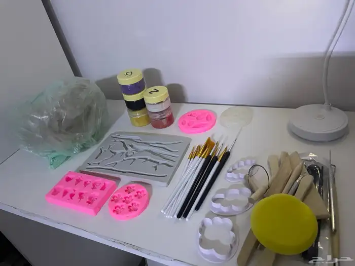 ادوات صنع الاكواب والصحون بالفخار 1