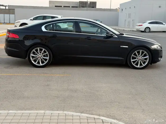 جاكور XF شبة جديده تماما (( مخزن )) 2