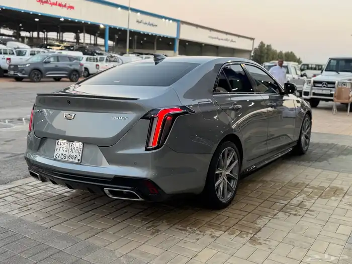 كاديلاك CT4 2023 Sport عداد 30 الف على الضمان 2