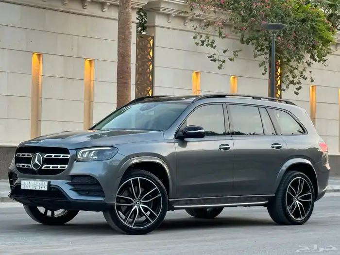 مرسيدس GLS 450 موديل 2020 كت AMG ممشى 68 الف تشيكات وكاله 65