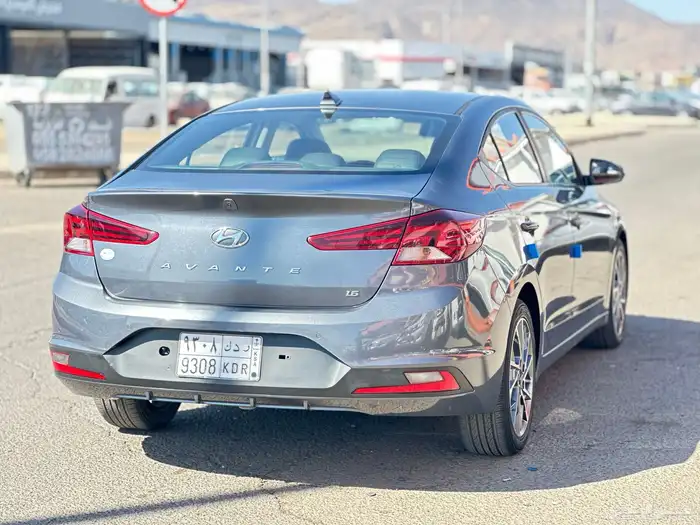 افانتي 2020 بنزين 7