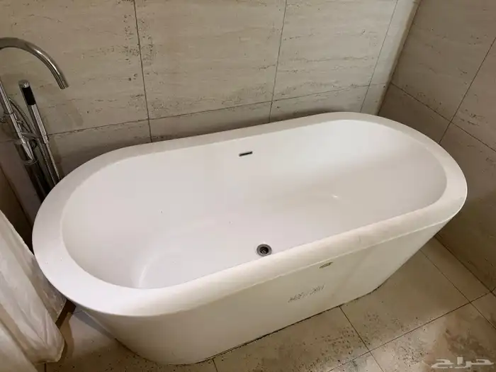 تجهيزات شقة أساسية نظيفة 2