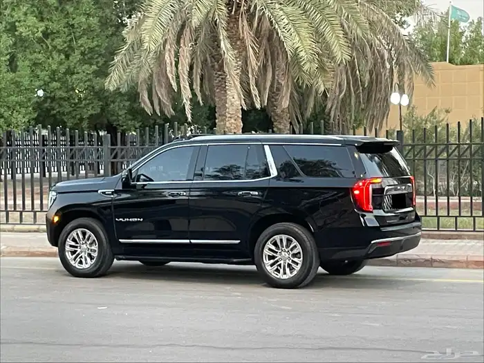 جي ام سي يوكن SLT 2023 فل كامل قمه بالنظافه بحال الوكاله 11