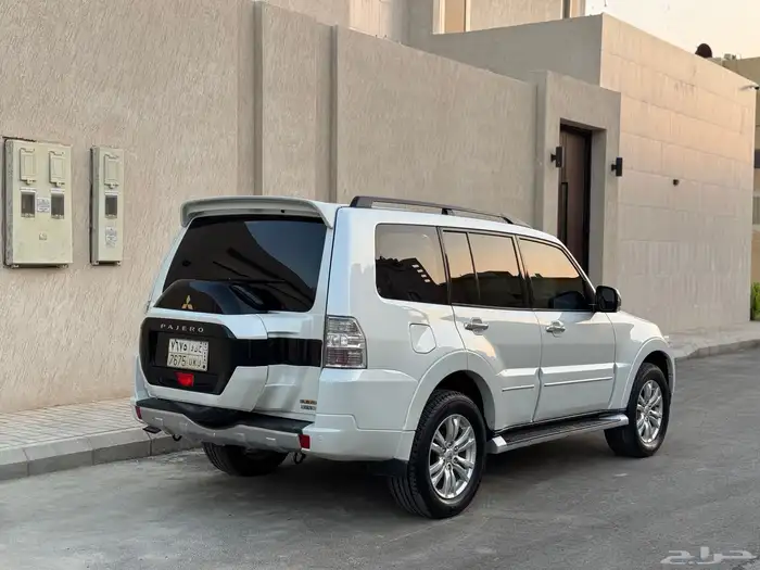 باجيرو 2015 فل كامل 5