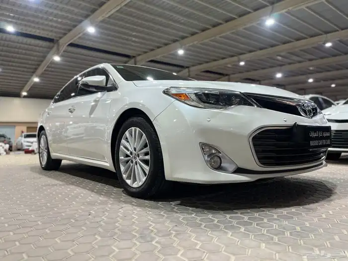 تويوتا افالون2015 فل كامل ليمتيد 9