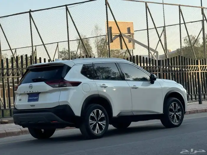 نيسان اكس تريل فل سمارت 2023 13