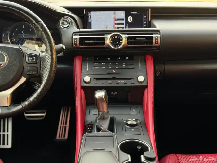 لكزس RC350 F موديل 2020 ممشى 71 الف تشيكات وكاله 35