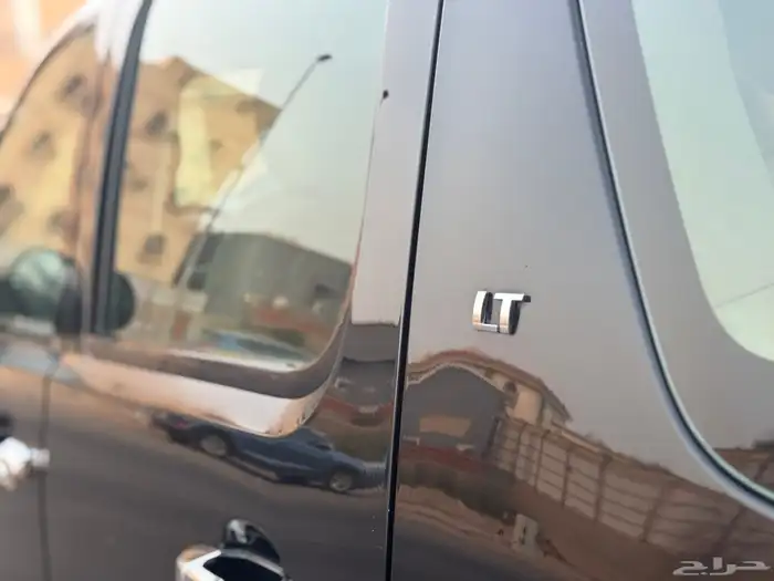 شيفرولية سوبربان 2013 اسود ملكي نظيف للبيع 16