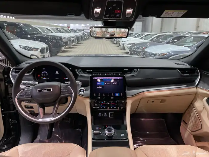 جراند شروكي ليمتد بلس V6 2024 12