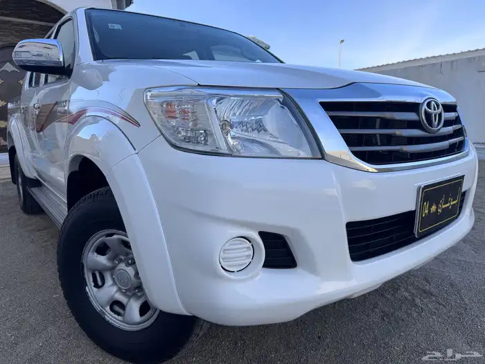 هايلوكس ( مخزن بريمي ) 50