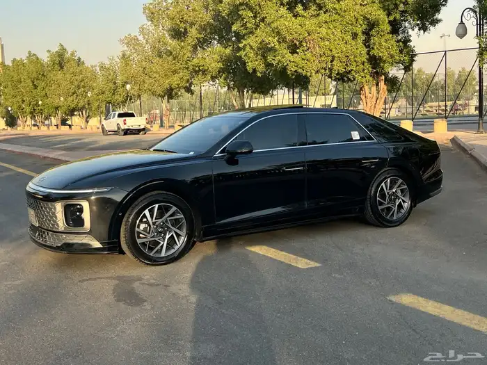 هونداي ازيرا Exclusive) إكسكلوسيف2025 12